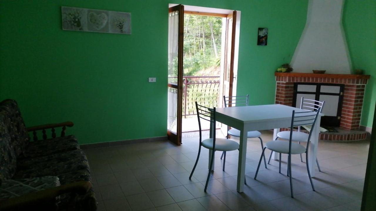 Casa panoramica tra mare e montagna alle pendici della Sila Bianchi Esterno foto