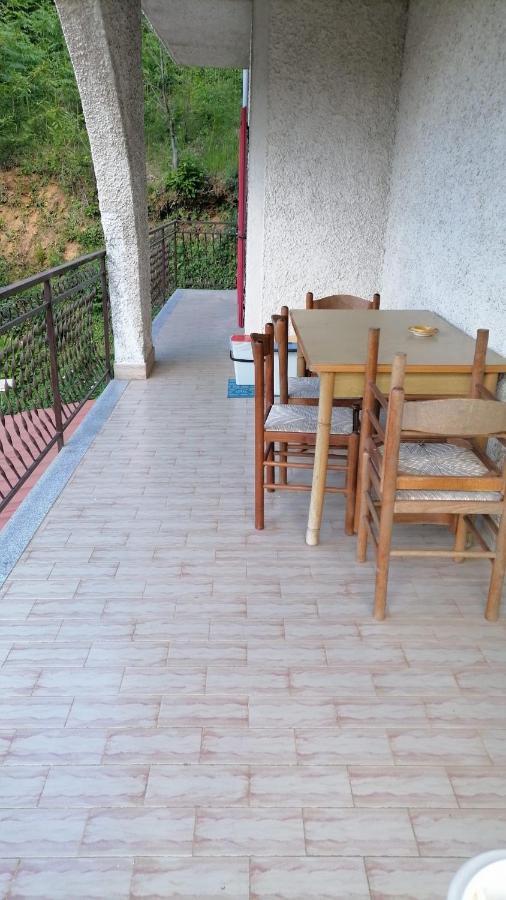 Casa panoramica tra mare e montagna alle pendici della Sila Bianchi Esterno foto