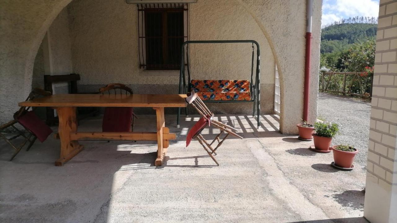 Casa panoramica tra mare e montagna alle pendici della Sila Bianchi Esterno foto